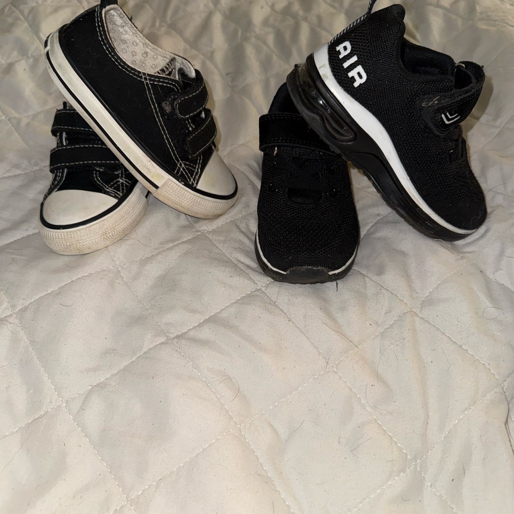 Toddler Black Canvas & Athletic Shoes - Velcro Closure-size 7&8